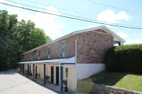 The North Star Inn Hotel a 