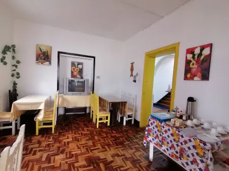 Galapagos Natural Life Hostel