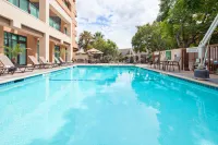 Holiday Inn PALMDALE-LANCASTER by IHG - Pools