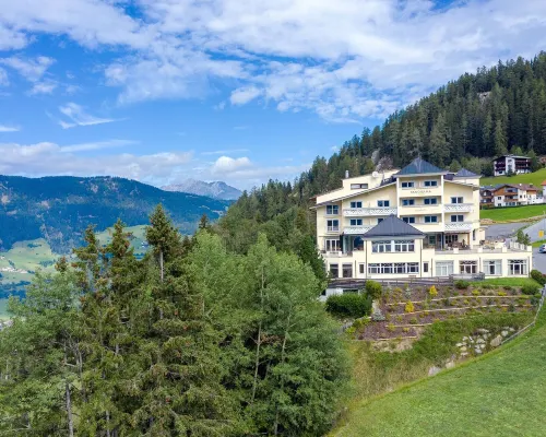 Wellness Aparthotel Panorama Alpin - Ferienwohnungen Jerzens im Pitztal Hotels in Jerzens