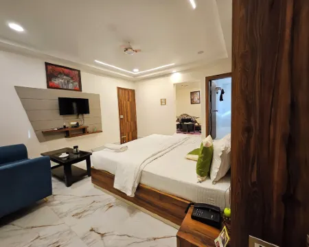 Hotel MAA Laxmi Palace Hotels in Deoghar