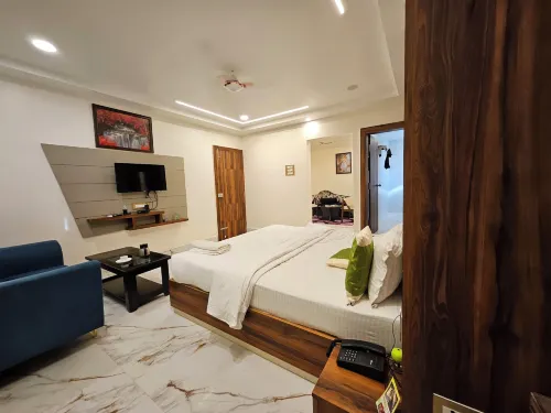 Hotel MAA Laxmi Palace