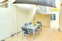 Globe Apartments - Apartments