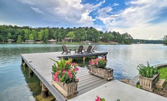 'Arcade Cove' - Lake Martin Home w/ Private Dock!