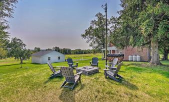Upscale Country Home w/ Fire Pit in Taneytown!