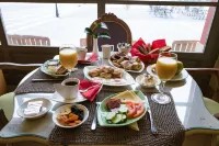 Mainalon Resort - breakfast
