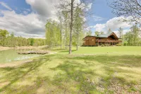 Fraziers Bottom Cabin on 800 Acres of Land w/ Lake - parking