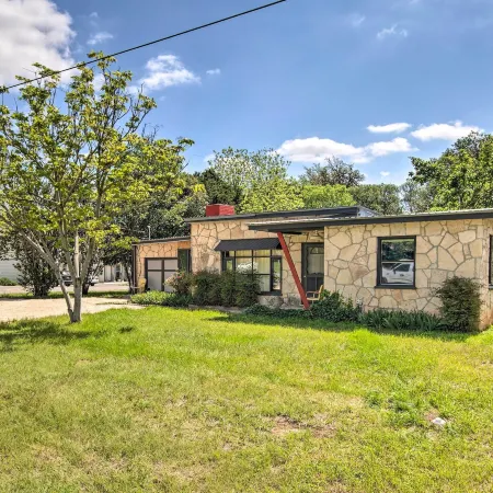 Remodeled Retro Home w/ Deck, Walk to Main Street!