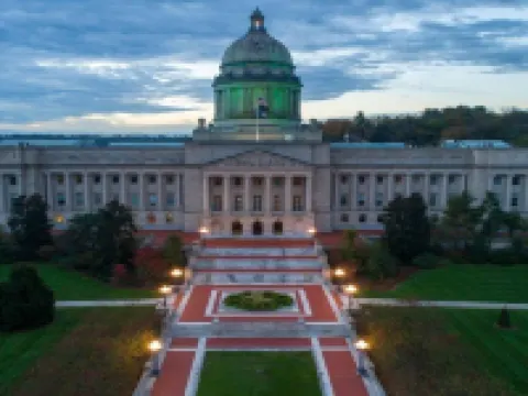 Days Inn by Wyndham Frankfort Hotels in Frankfort