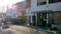 Gästehaus Langhammer Hotels in Adelsdorf