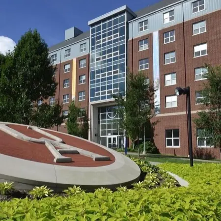 Copley Inn & Suites by OYO Akron Oh