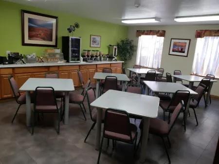 Moab Gateway Inn at Arches Nat'l Park Отели рядом с достопримечательностью «Museum of Moab»