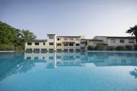 Logis Hotel Restaurant Spa les Oliviers Hotel a Upie