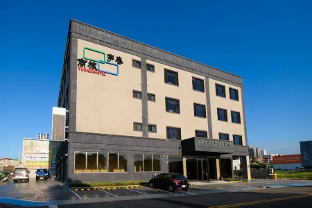 YU CHUN HOTEL Отели рядом с достопримечательностью «Zhangliancang Saxophone Memorial Hall»