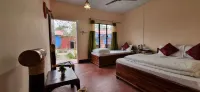 Eagle Nest Eco Retreat Hotel di 