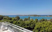 Luxury penthouse with stunning riviera view by GHH