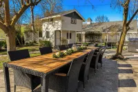 Victorian Manor In Paso Robles Wine Country + Pool, Hot Tub, Firepit, Tennis Court Sleeps 28