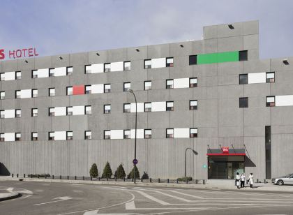 Ibis Oviedo