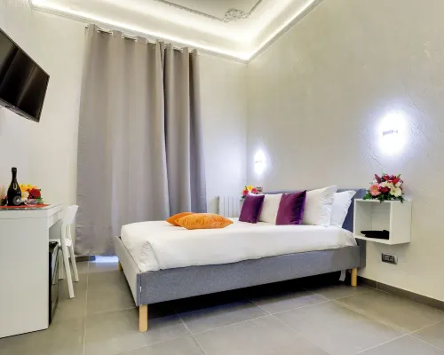V Collection Rome Jubilee Guest House โรงแรมใกล้ถนน Via Margutta