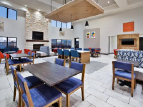 Holiday Inn Express & Suites DUNCAN by IHG Hotels in Duncan