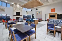Holiday Inn Express & Suites Duncan Hotels in Duncan