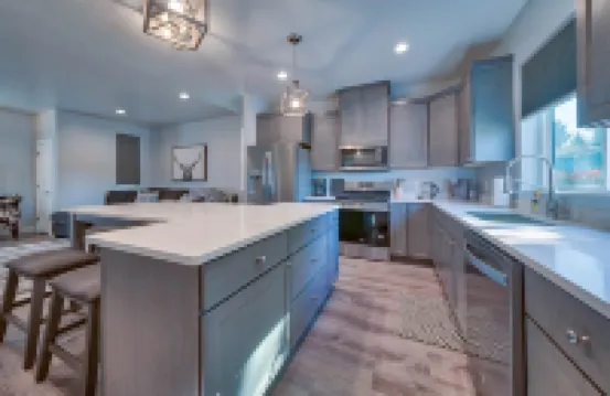 -:- Howdy Hideaway -:- Modern New Construction - 4BR+