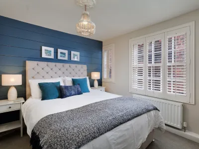 The Gull's Nest Hotels near Whitby Abbey