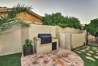 Heated Pool + Putting Green: Luxe Gilbert Home -  Privatzimmer