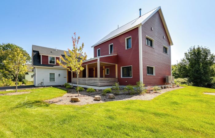 Acadia Home w/ Rooftop Deck - Close to Trails!