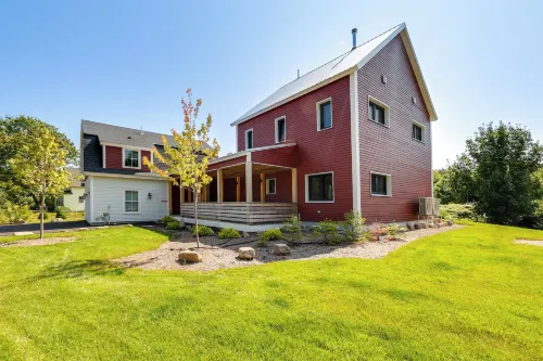 Acadia Home w/ Rooftop Deck - Close to Trails! - Wifi