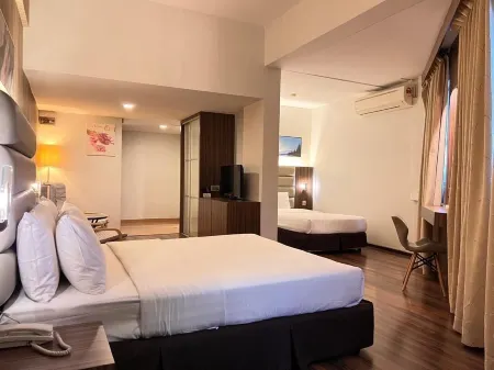 The Landmark Hotel