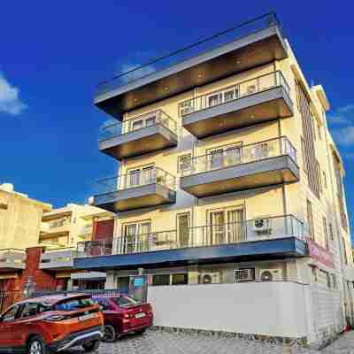 Homefort Stays, Millennium City Centre Gurugram Hotel Exterior