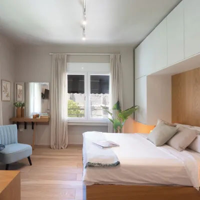 My Greek Vacations City Apartments Отели рядом с достопримечательностью «Греко-американский союз»