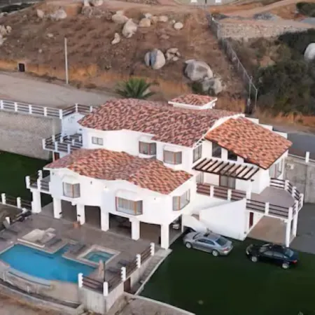 VILLA CASA BLANCA