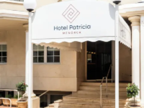 Hotel Patricia Menorca シウタデリャのホテル