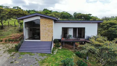 Nambi Monteverde