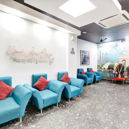 The Signature by Hotel BB Palace Отели рядом с достопримечательностью «Кароль Баг»