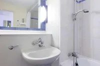 The Crossway Hotel