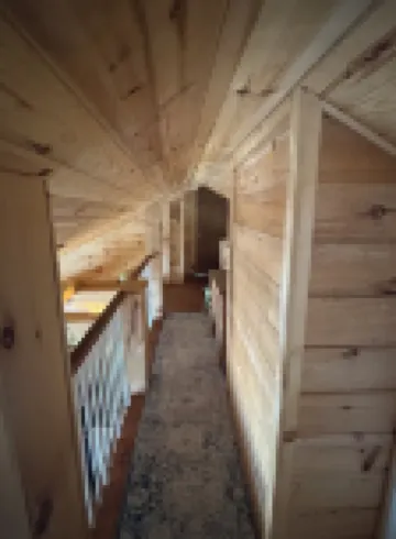 Serene Dragonfly Point at Meta Lake: 3-Acre Property on Private Lake