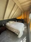 Private Hot Tub and Bikes! Great Location!