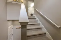 Modern Luxury Base Camp with 3 King Beds 1 Mile to Downtown Bend, 5-Star Reviews