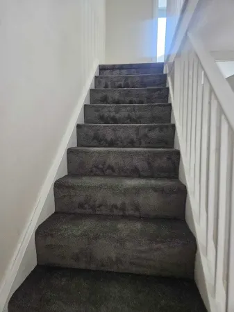 Beautiful, stylish and modern cosy, and central 2 bed house (can sleep up to 6)