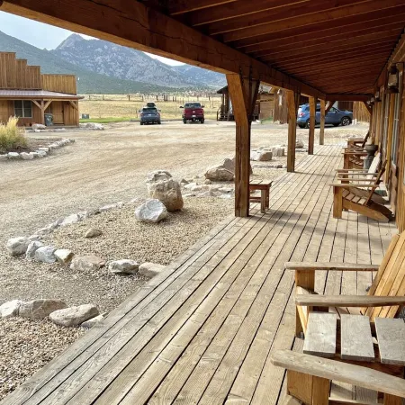Cozy Cabin 11 at the Almo Inn near City of Rocks/Castle Rock Park in Almo, Idaho