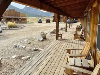 Cozy Cabin 11 at the Almo Inn near City of Rocks/Castle Rock Park in Almo, Idaho