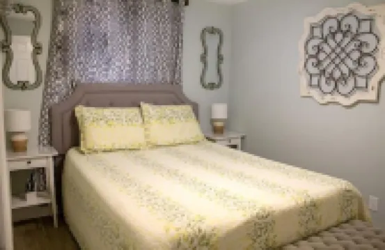 Charming Villa near Disney, pool, 4 beds, sleeps 5