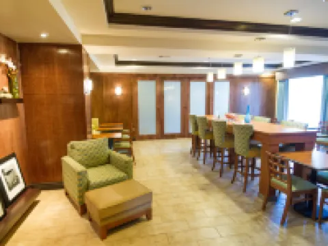 Hampton Inn Brattleboro Hotels in Windham County