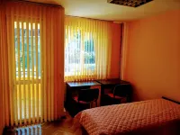 Lovely apartment in a leafy Sofia suburb with excellent transport to the Centre. Hotels in Vitosha District