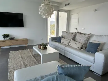 Ibiza villa sea view - Villa Yng & Yang Отели рядом с достопримечательностью «Platja Des Cavallet»