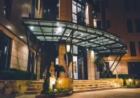 Belanova Apartments and Suites