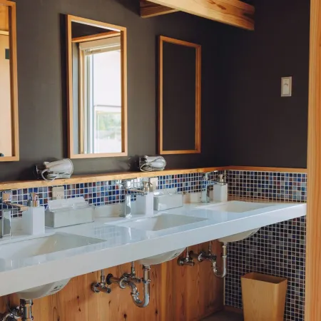 Cider Barn &More Hotels in Iida